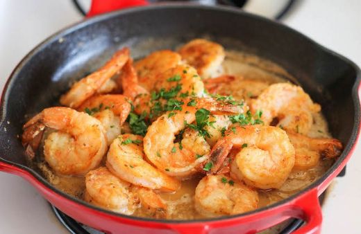 Güveçte Tereyağlı Karides Tarifi ve Malzemeleri